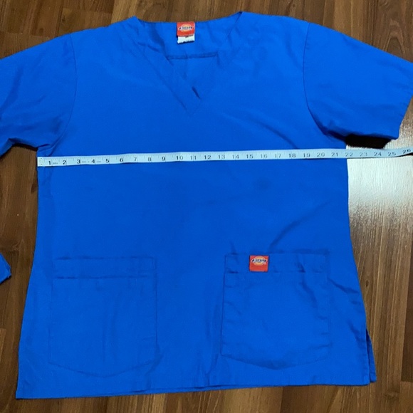 6 Hr. Sale Dickies scrub set - Picture 8 of 12